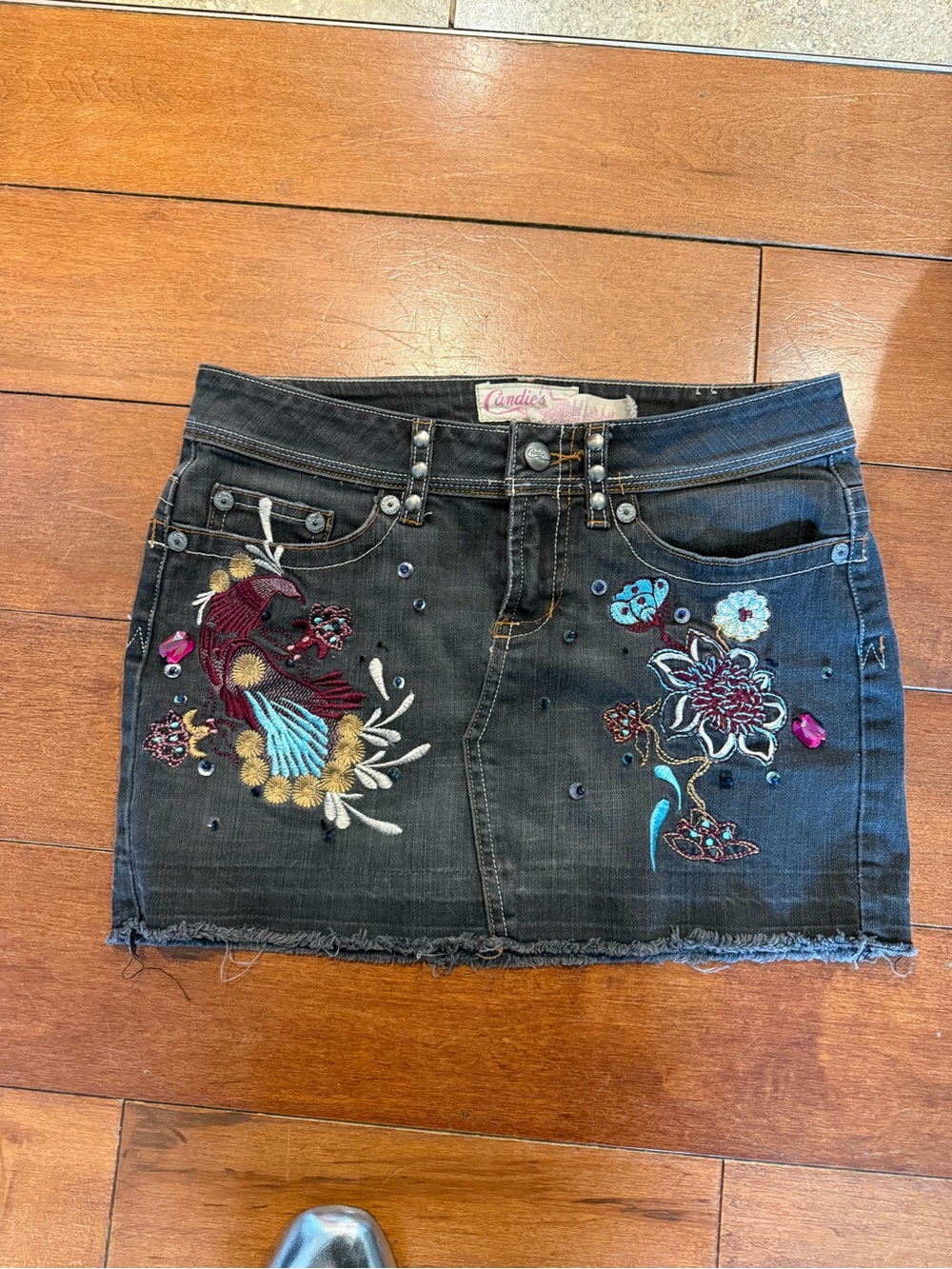 Black y2k vintage Denim Mini Skirt with Floral Embroidery and sequins sz 3